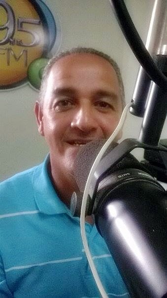 Moy Genao Productor y Locutor